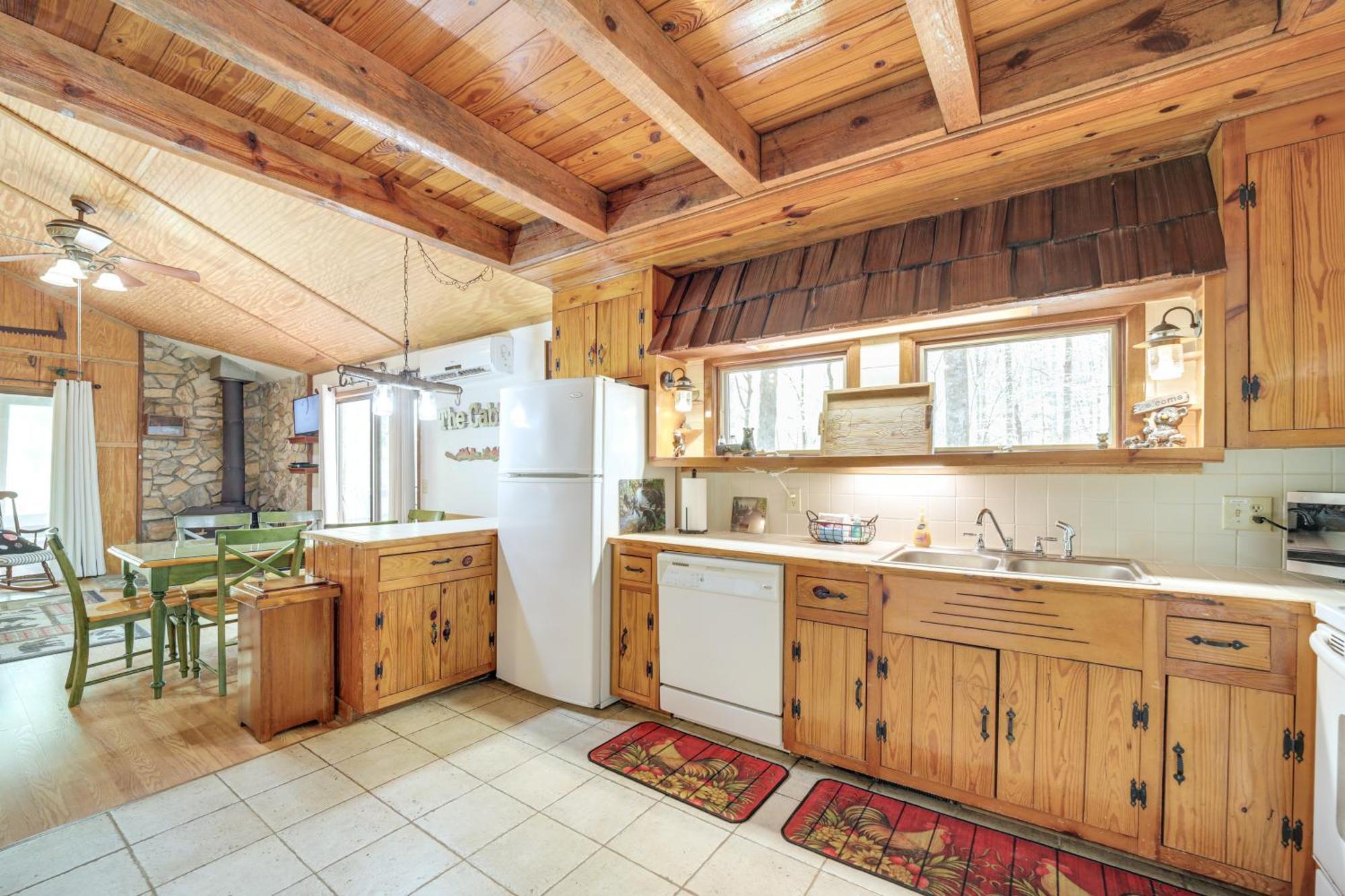 Creekside Whittier Cabin With Fire Pit Near Hiking! Exteriör bild