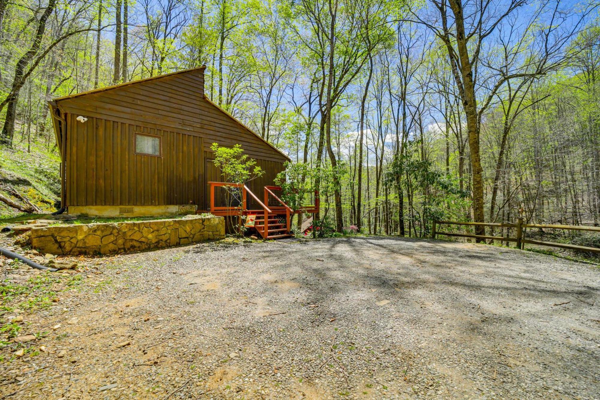 Creekside Whittier Cabin With Fire Pit Near Hiking! Exteriör bild